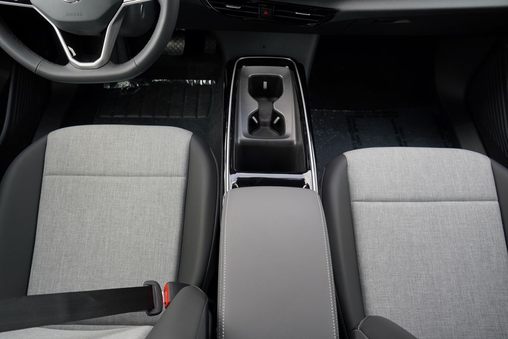 2025 Volkswagen ID.4 Pro 16