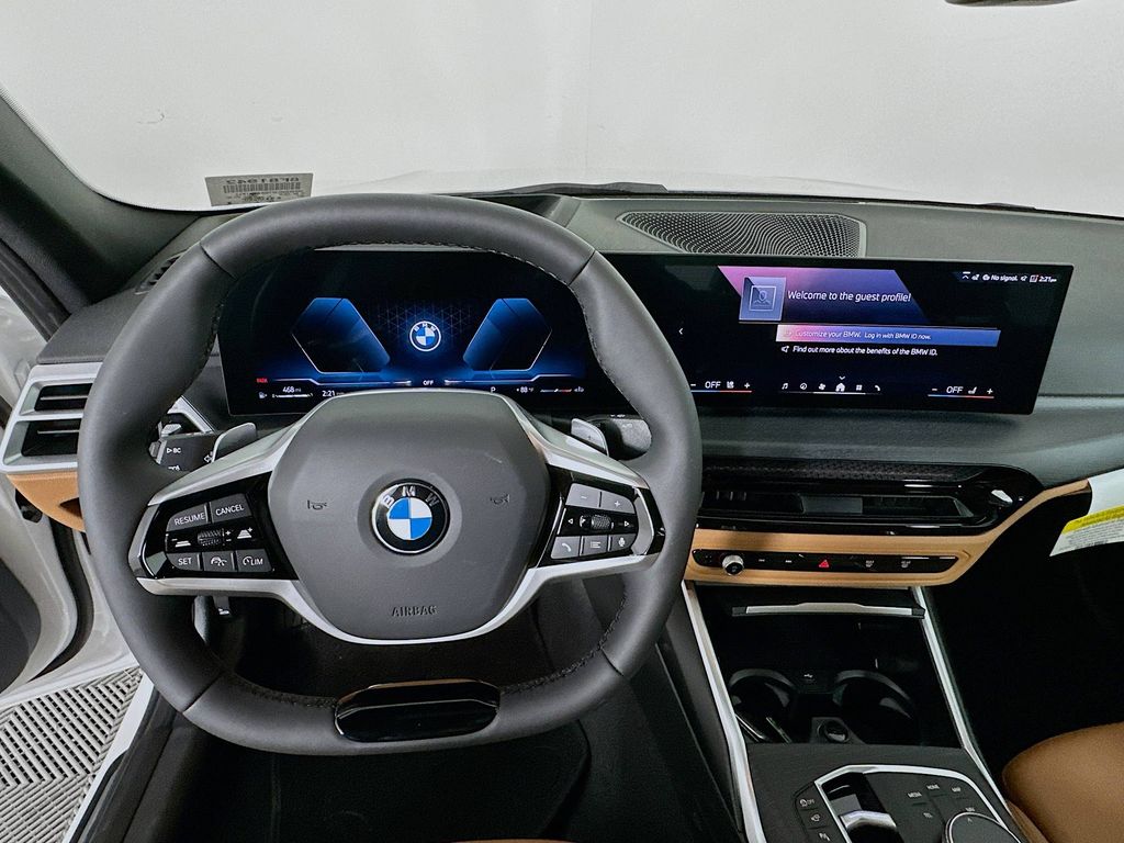 Thumbnail: 2025 BMW 3 Series - 10