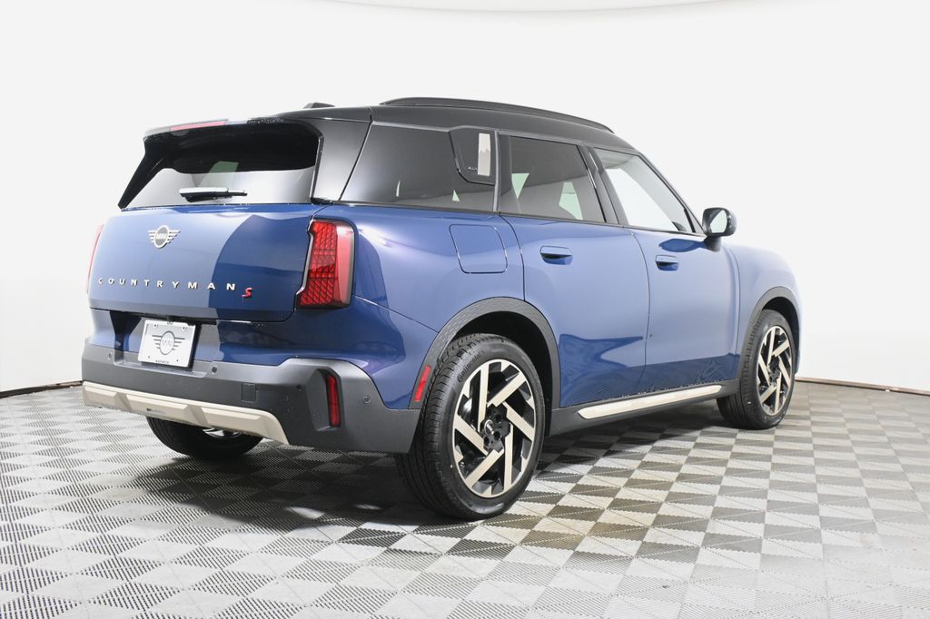 Thumbnail: 2027 MINI Cooper Countryman - 7