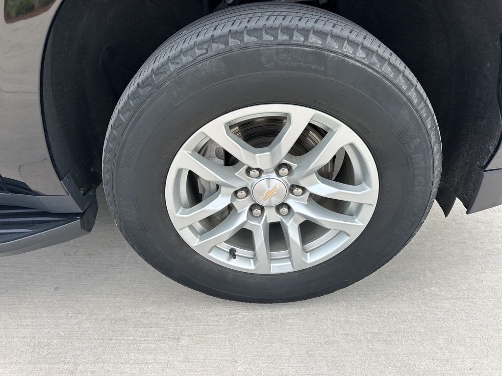 2023 Black Chevrolet Suburban LT RWD SUV