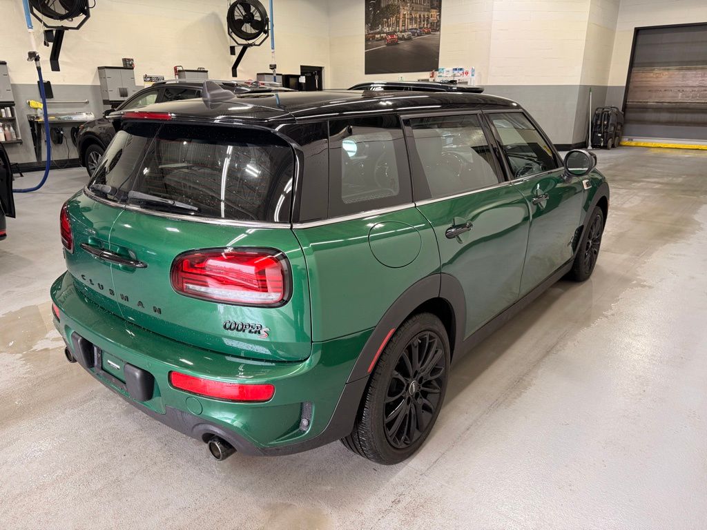 Thumbnail: 2023 MINI Cooper Clubman - 6