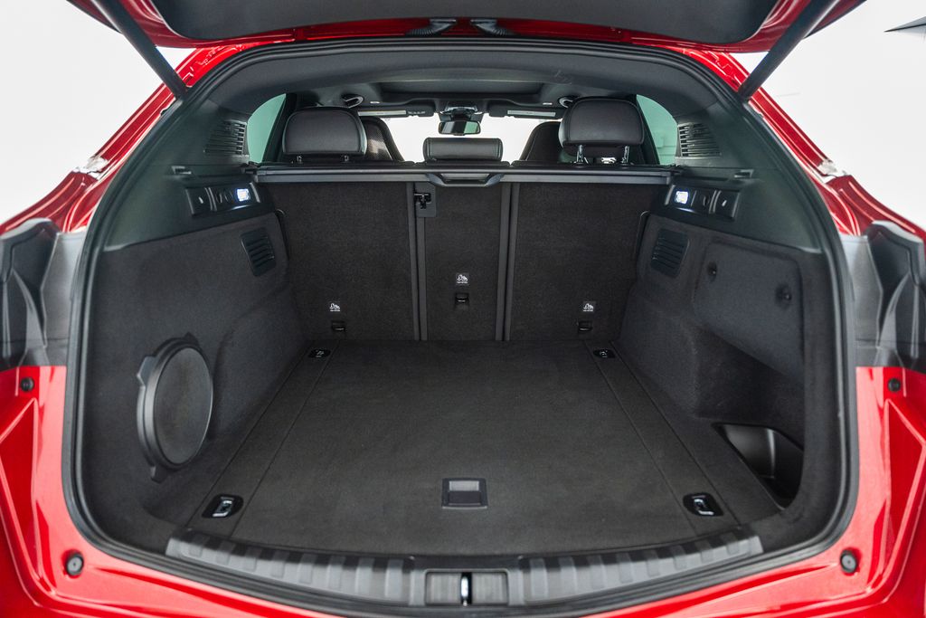 Alfa RomeoStelvio12