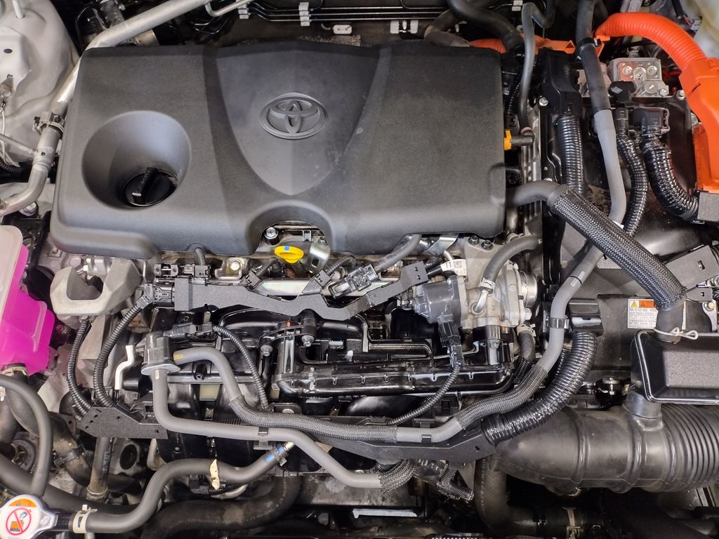 2023 Toyota RAV4 Hybrid LE