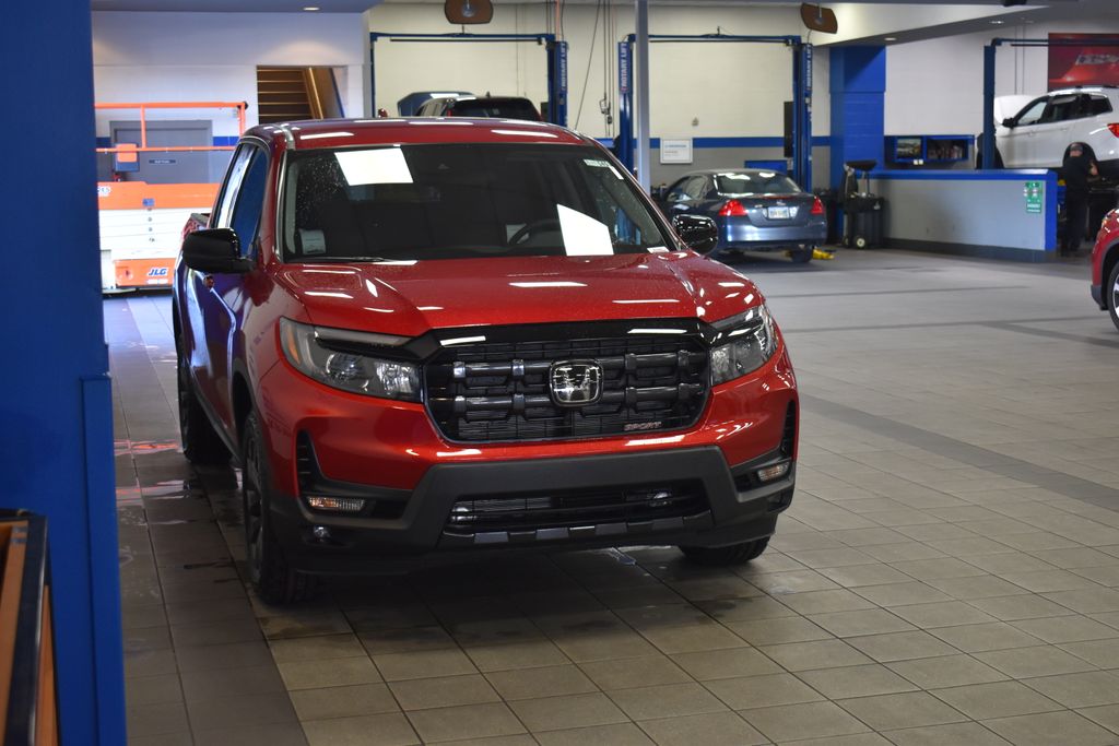 2025 Honda Ridgeline Sport 3