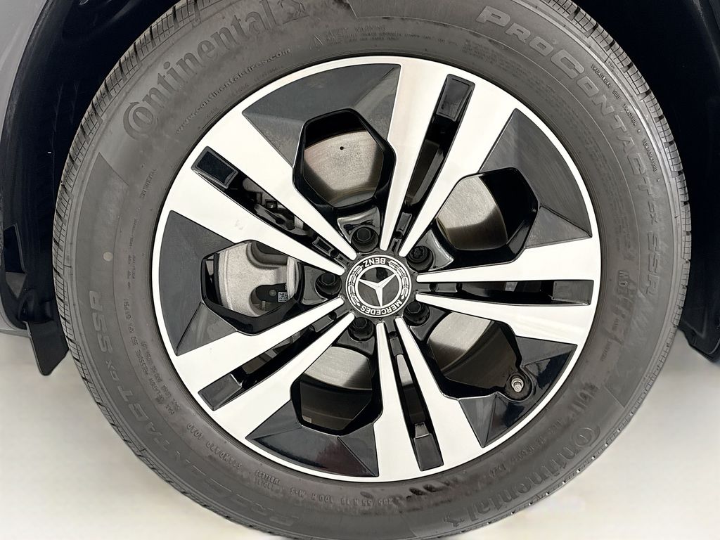 Thumbnail: 2025 Mercedes-Benz GLB - 28