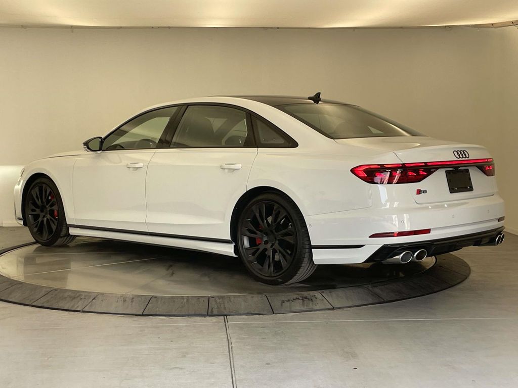 2026 Audi S8 4.0T - 2