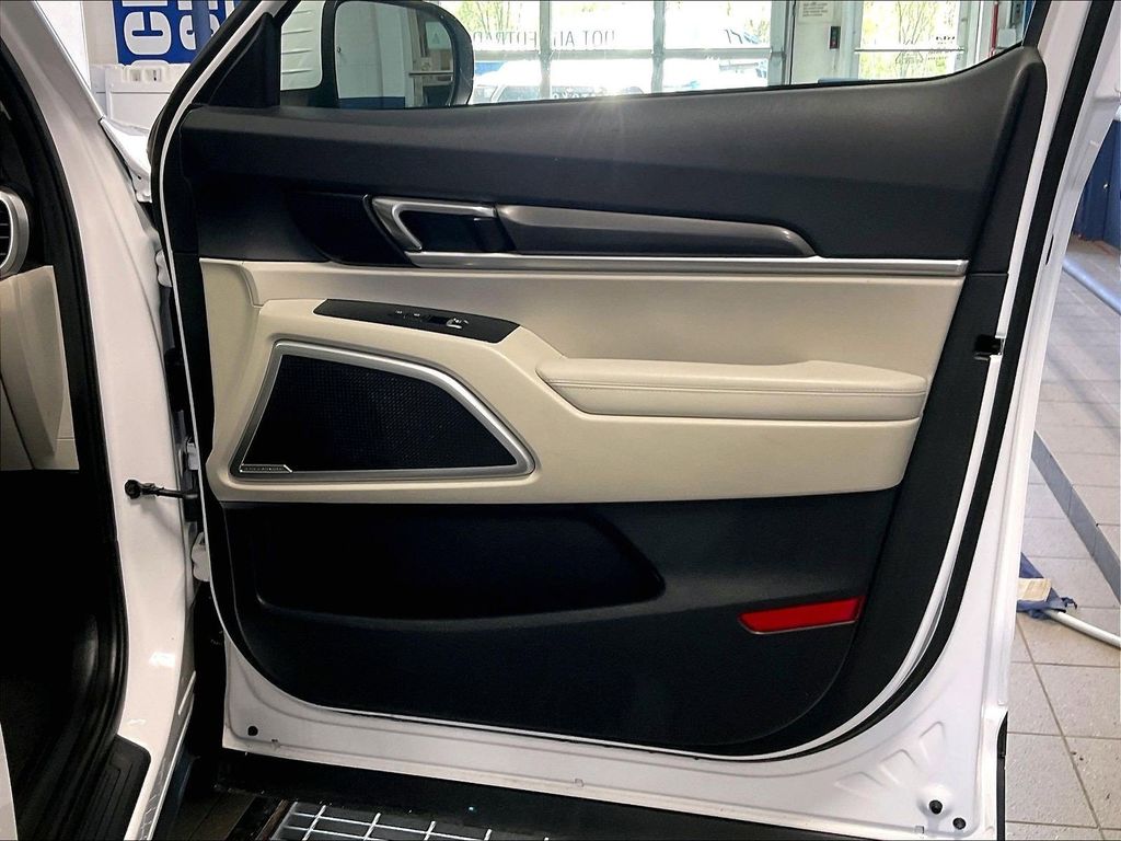 2023 Kia Telluride — photo 12