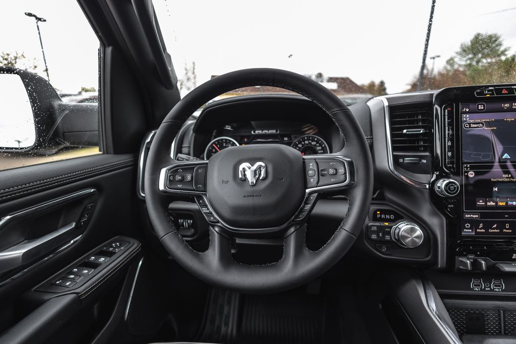 2026 Ram 1500 Laramie thumbnail 29