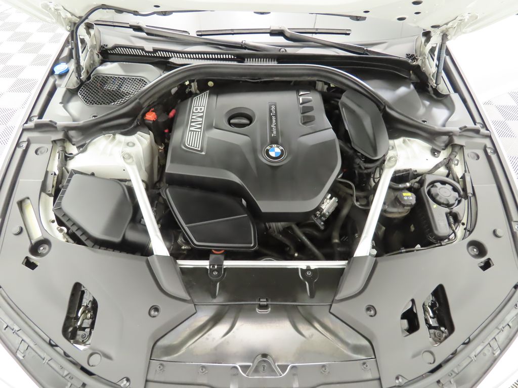 Thumbnail: 2019 BMW 5 Series - 30