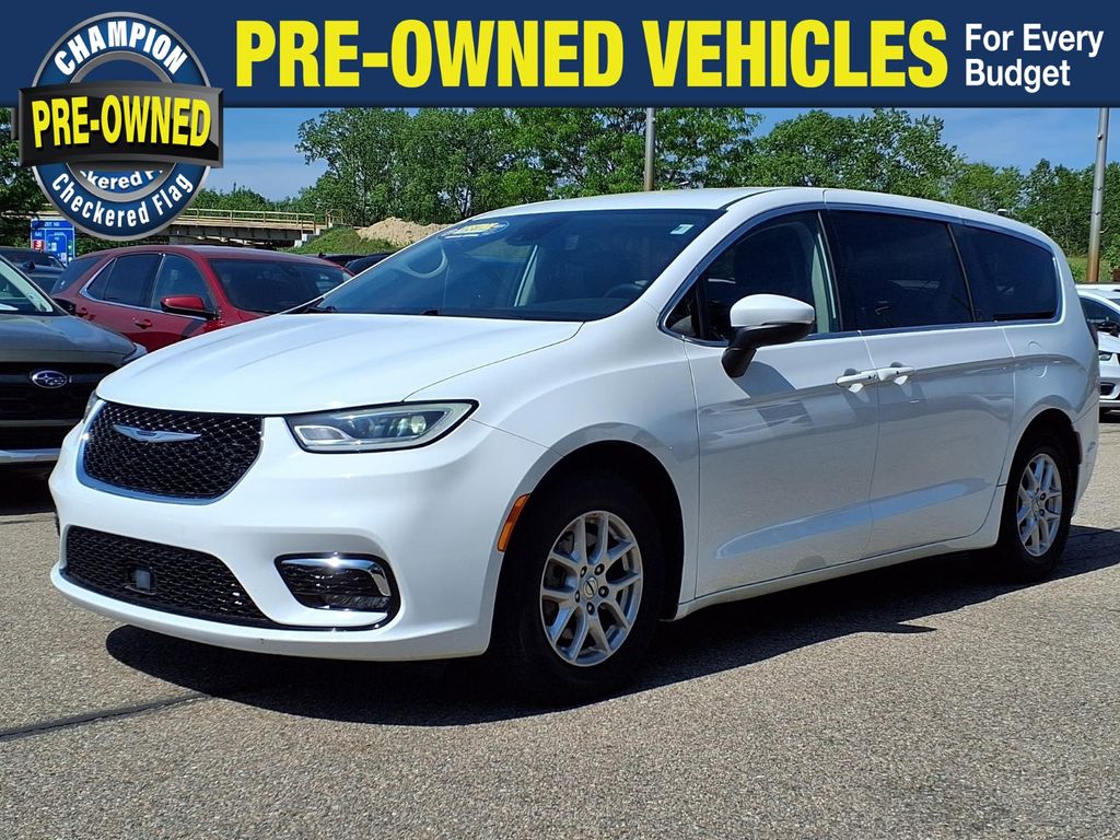 2023 Chrysler Pacifica Blanco (Bright White Clearcoat) Minivan Tracción delantera 9 velocidades Automática