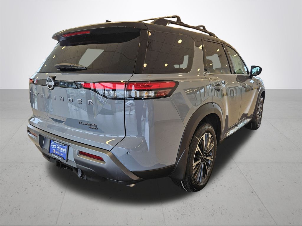 2026 Nissan Pathfinder Platinum