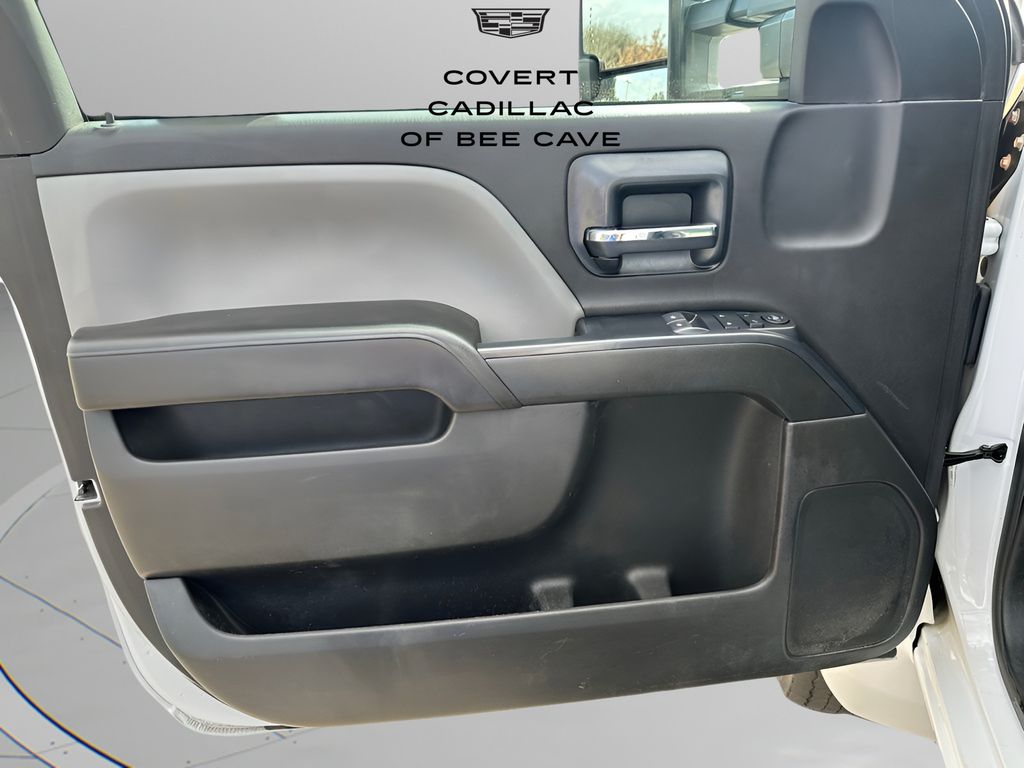 Used Car 2022 Chevrolet Silverado 6500hd  For Sale Under $35,000 In Austin, Texas