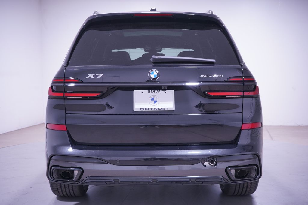 2024 BMW X7 xDrive40i 5