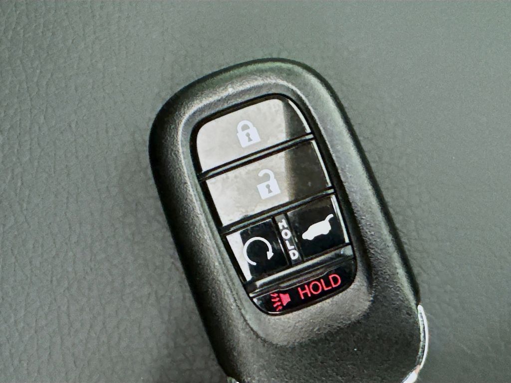 Used Car 2025 Honda Pilot  Touring For Sale Under $50,000 In Austin, Texas