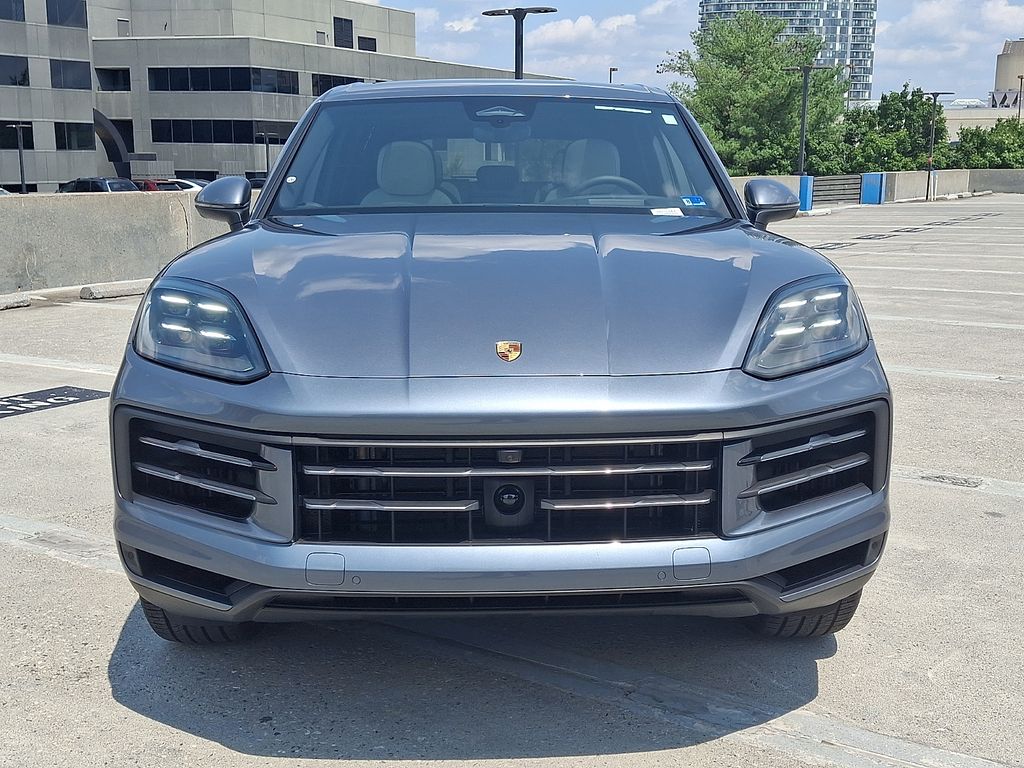 Thumbnail: 2026 Porsche Cayenne - 6