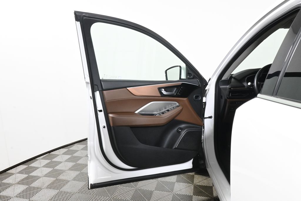 Thumbnail: 2023 Acura MDX - 31