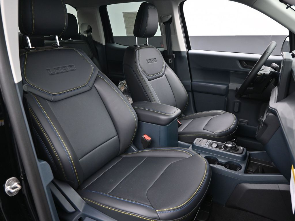2025 Ford Maverick Lobo
