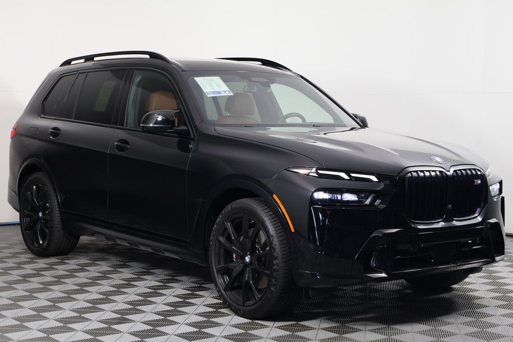 2023 BMW X7 M60i 3