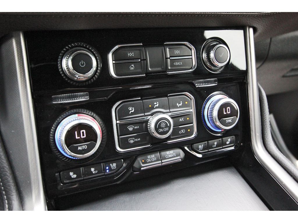2022 GMC Yukon Denali Black at Ultimate Motorsports