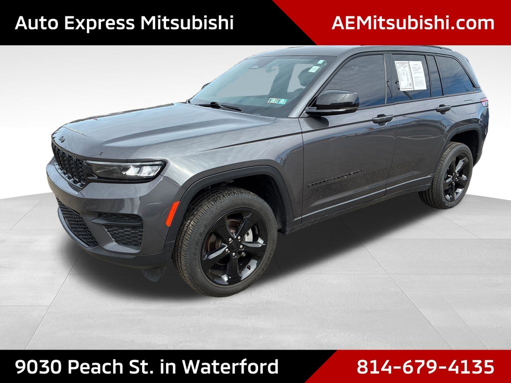 2023 Jeep Grand Cherokee Altitude X - 2
