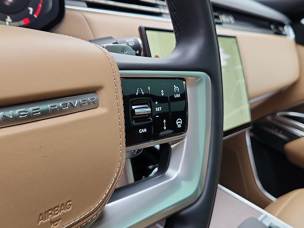 Thumbnail: 2023 Land Rover Range Rover - 23