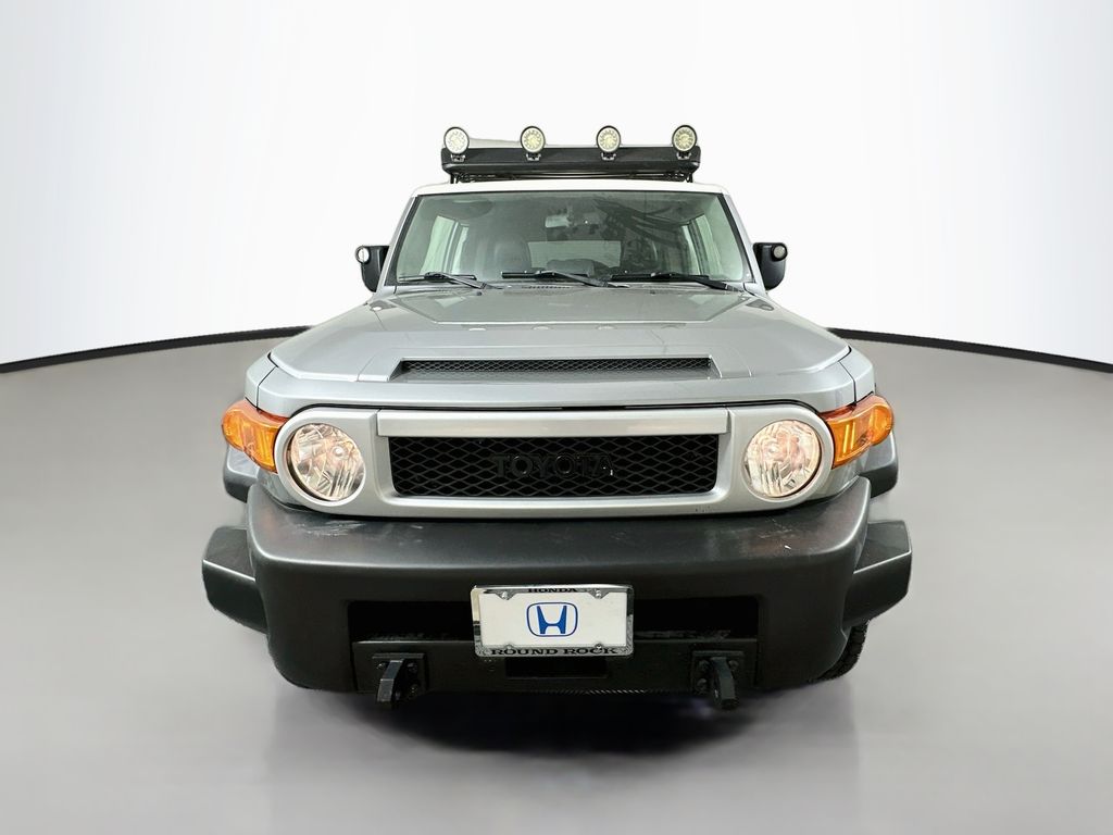 Thumbnail: 2010 Toyota FJ Cruiser - 2