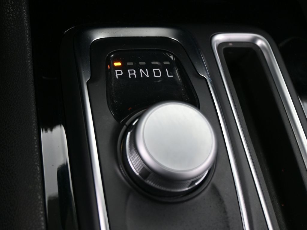 Used 2023 Bright White Clearcoat Chrysler Touring image 19