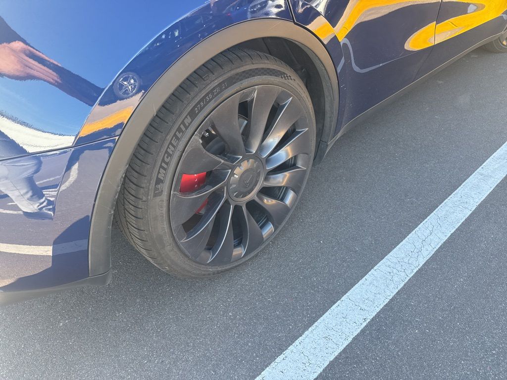 Thumbnail: 2023 Tesla Model Y - 9