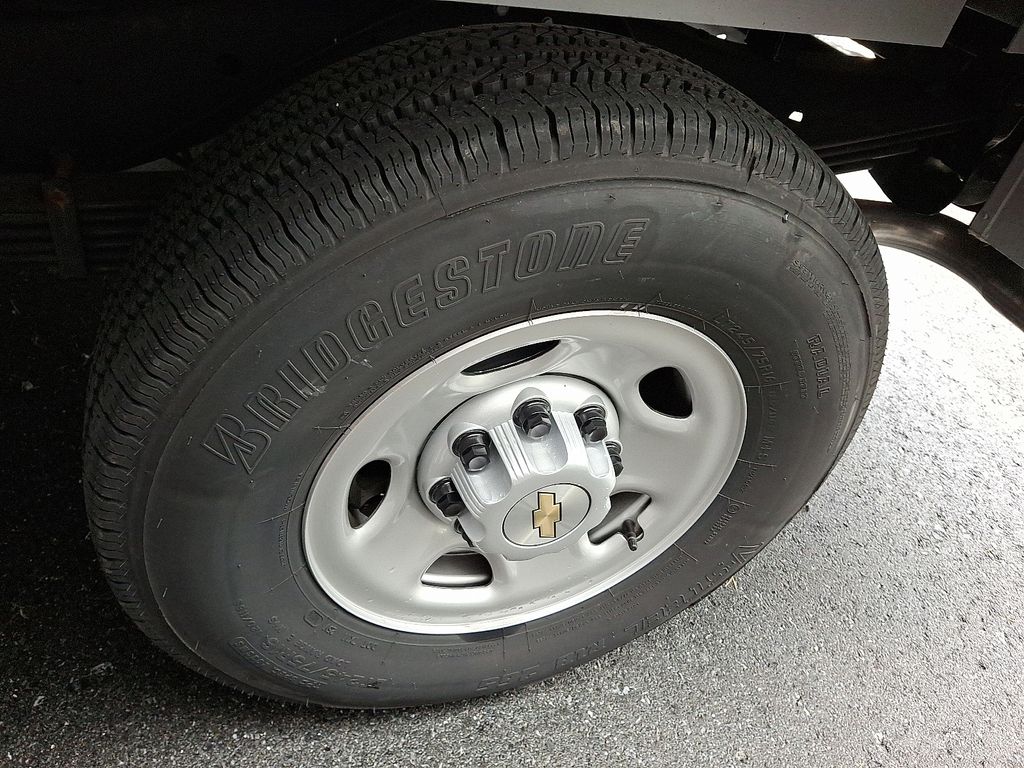 2025 Chevrolet Express 3500 Work Van - 4