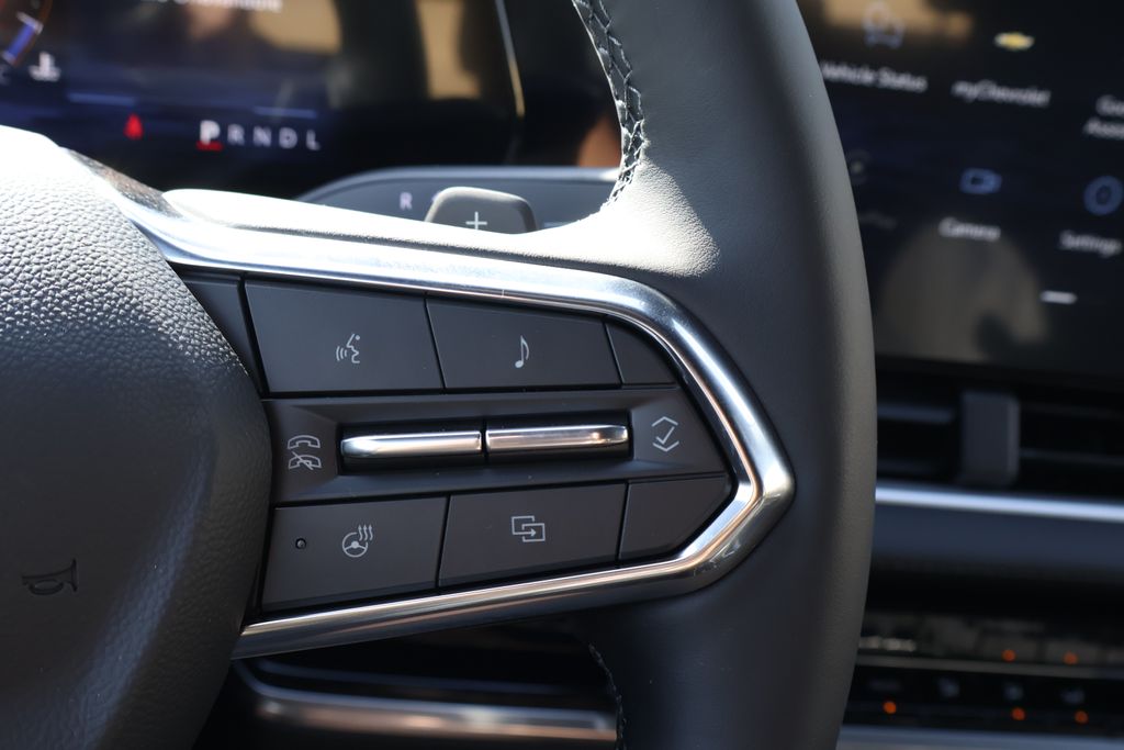 Thumbnail: 2027 Chevrolet Equinox - 23