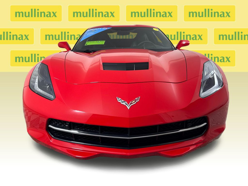Used 2019 Red Chevrolet Stingray image 17