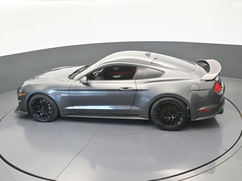 Used 2020 Magnetic Ford GT Premium image 36