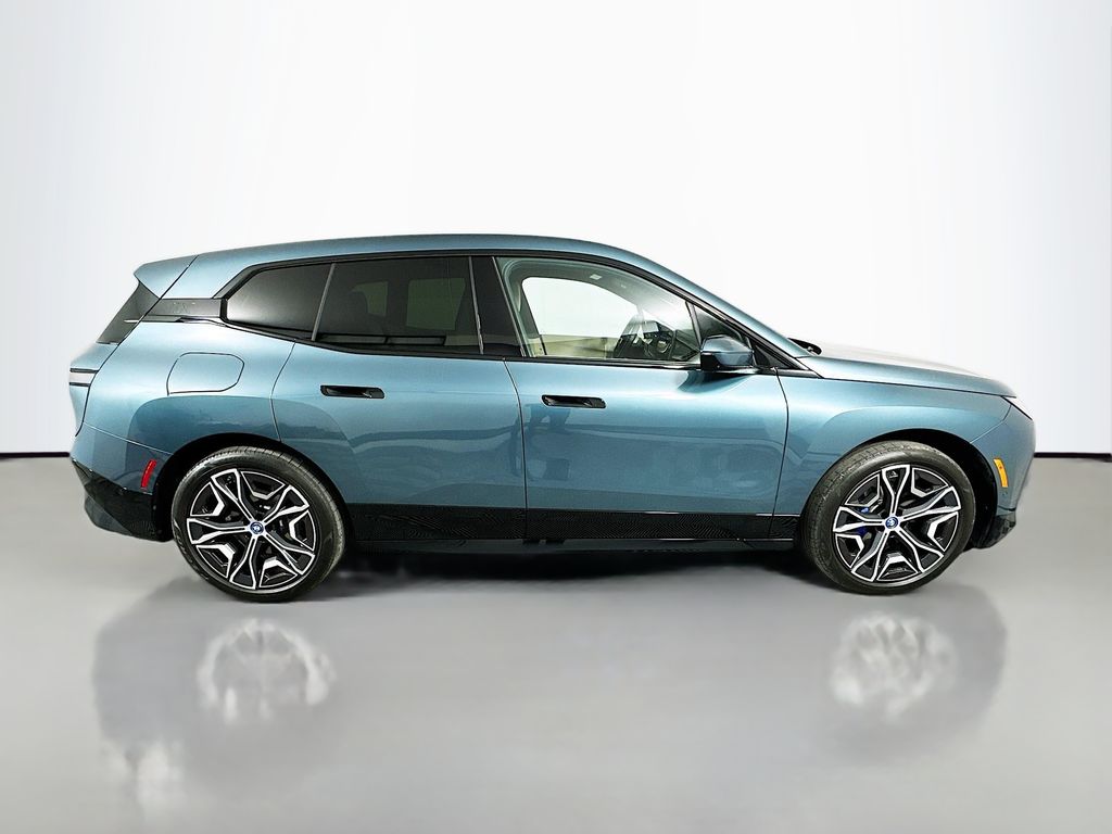 Thumbnail: 2024 BMW iX - 4