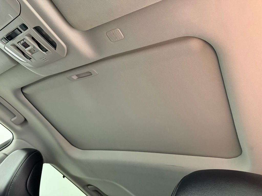 Thumbnail: 2021 Toyota Highlander - 19