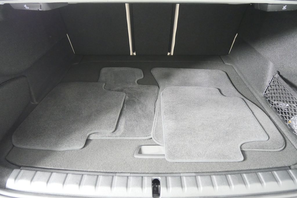 Thumbnail: 2024 BMW 2 Series - 17