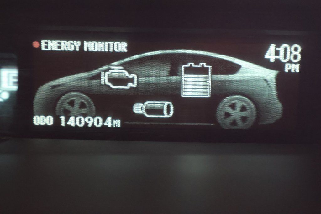 Thumbnail: 2012 Toyota Prius - 17