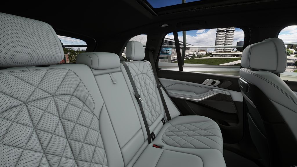 Thumbnail: 2026 BMW X5 - 12