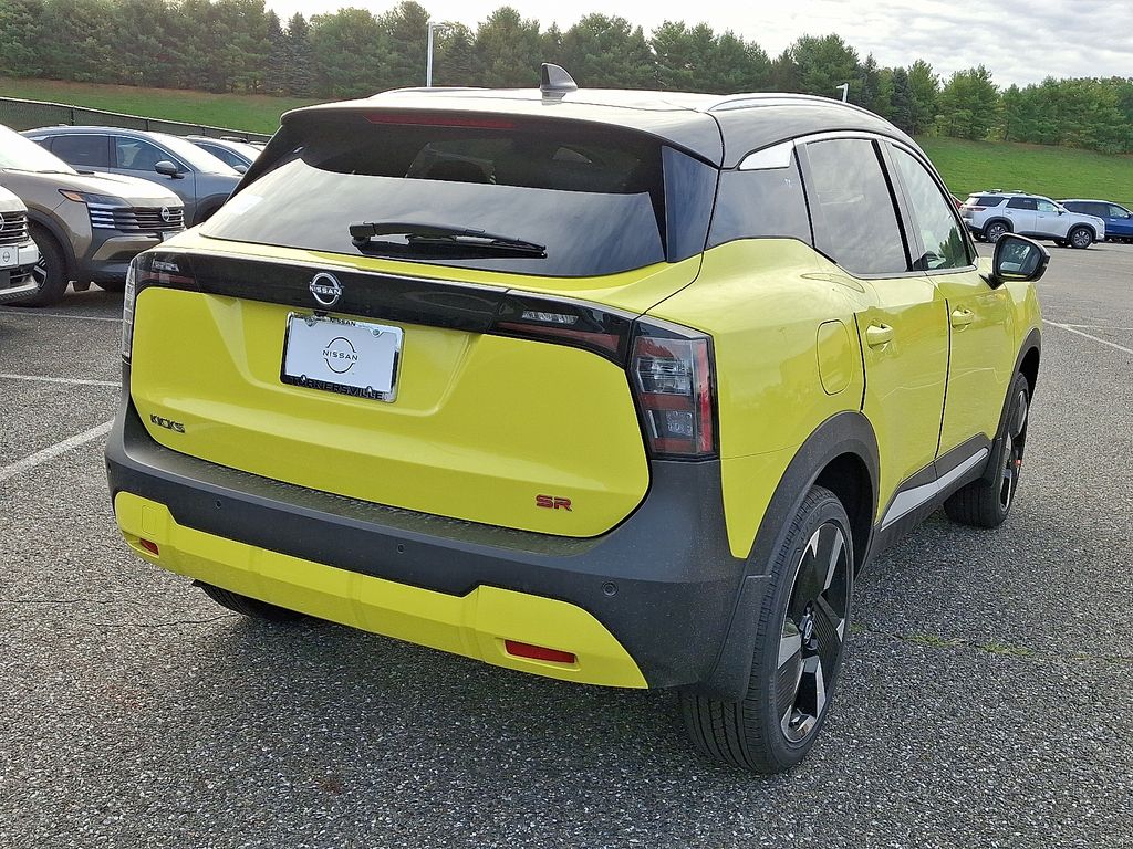 Thumbnail: 2026 Nissan Kicks - 4