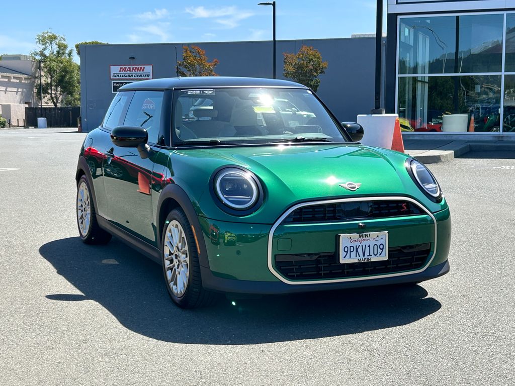 2025 MINI Cooper S 7