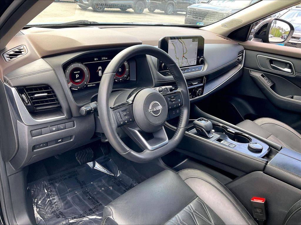 2023 Nissan Rogue — photo 8