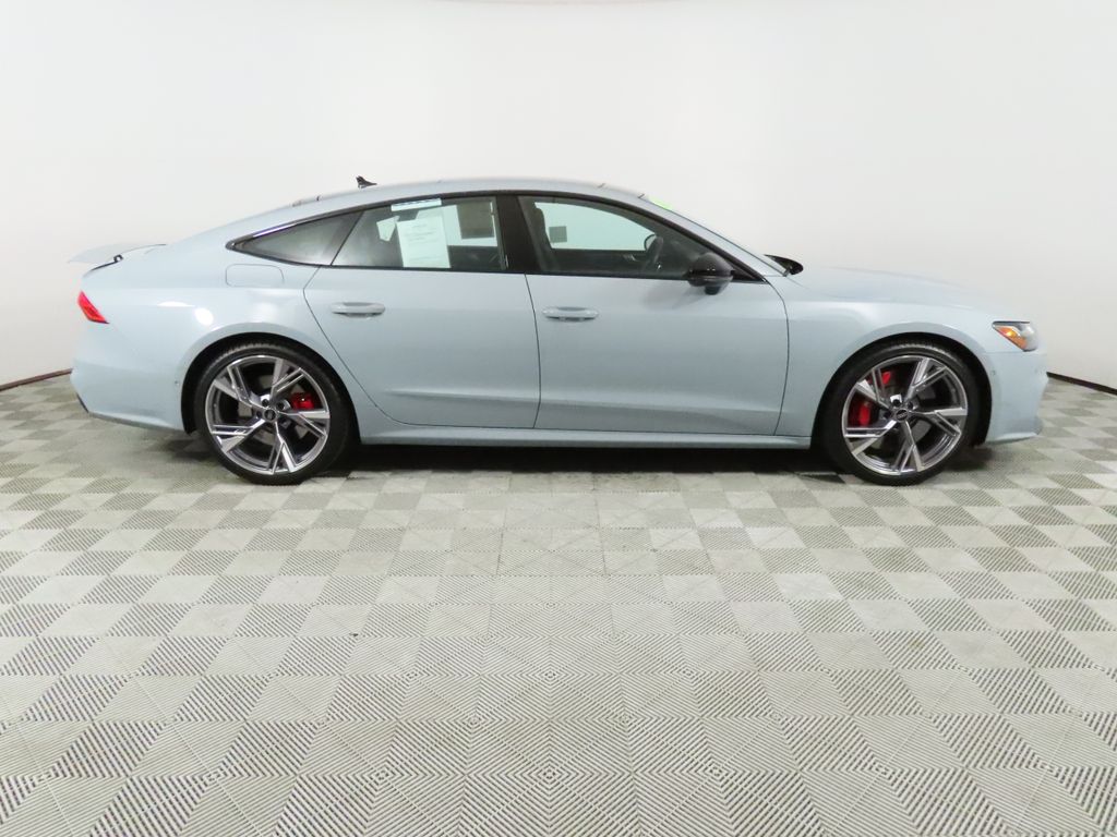Thumbnail: 2023 Audi S7 - 6