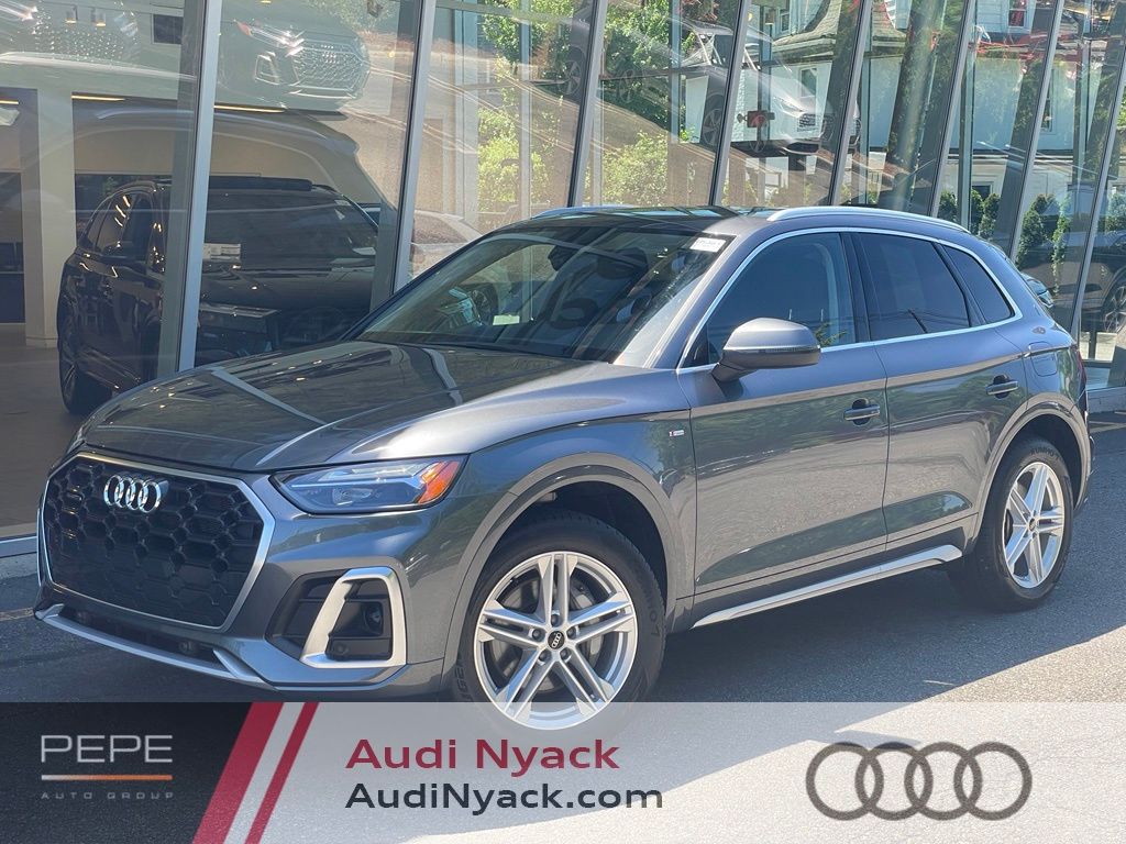 2025 Audi Q5 Hybrid Plug-in e quattro Premium Plus S Line 55 TFSI AWD