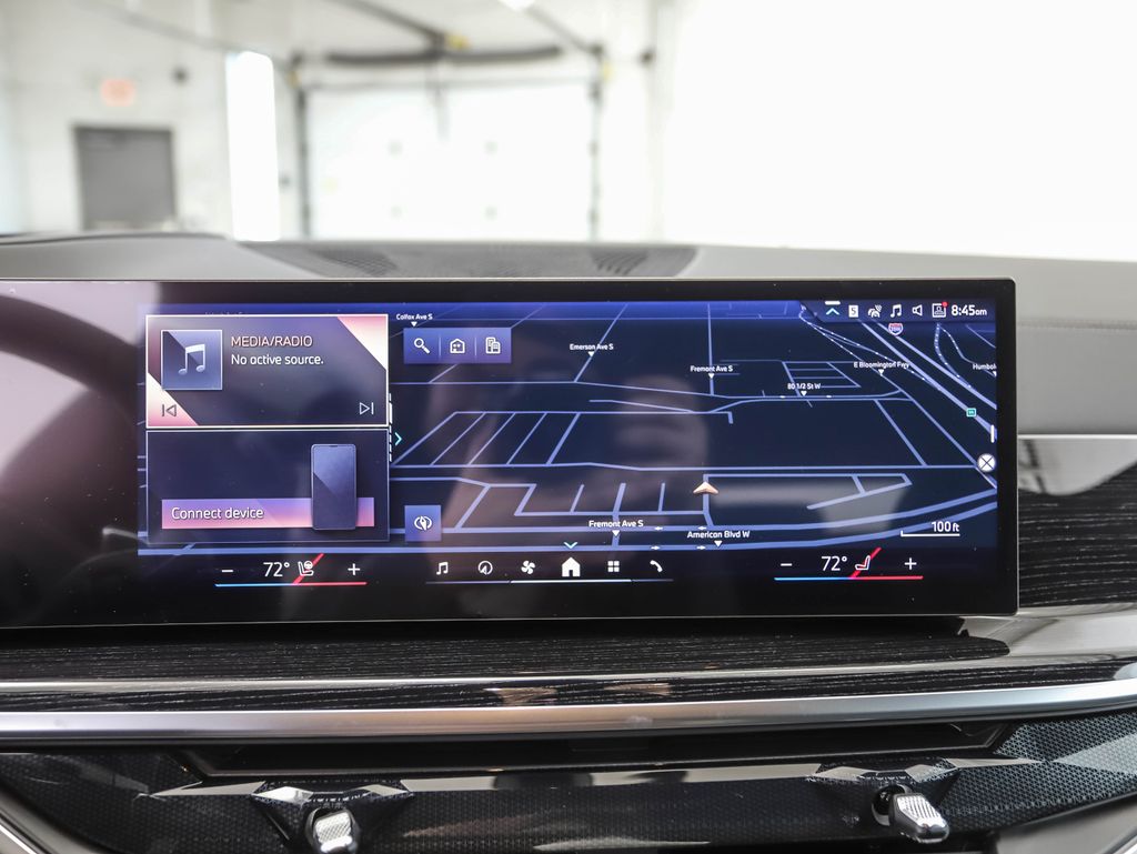 Thumbnail: 2026 BMW X5 - 15