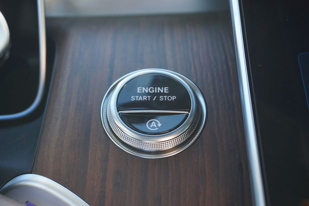 Thumbnail: 2026 Mercedes-Benz GLC - 32