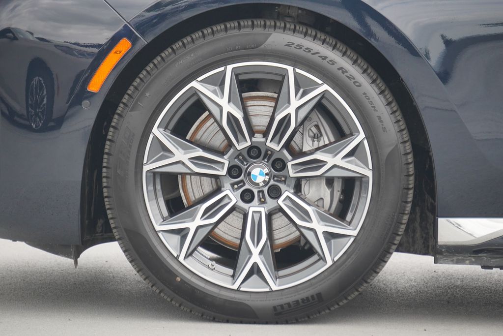 2024 BMW i7 eDrive50 5
