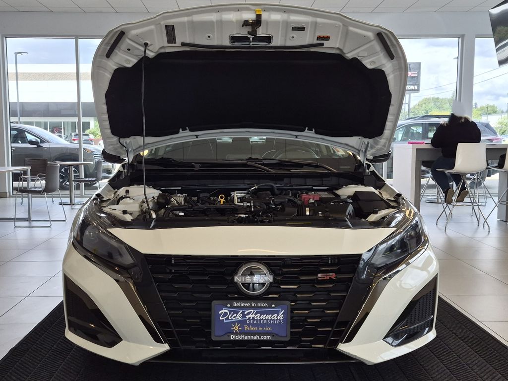 2025 Nissan Altima 2.5 SR