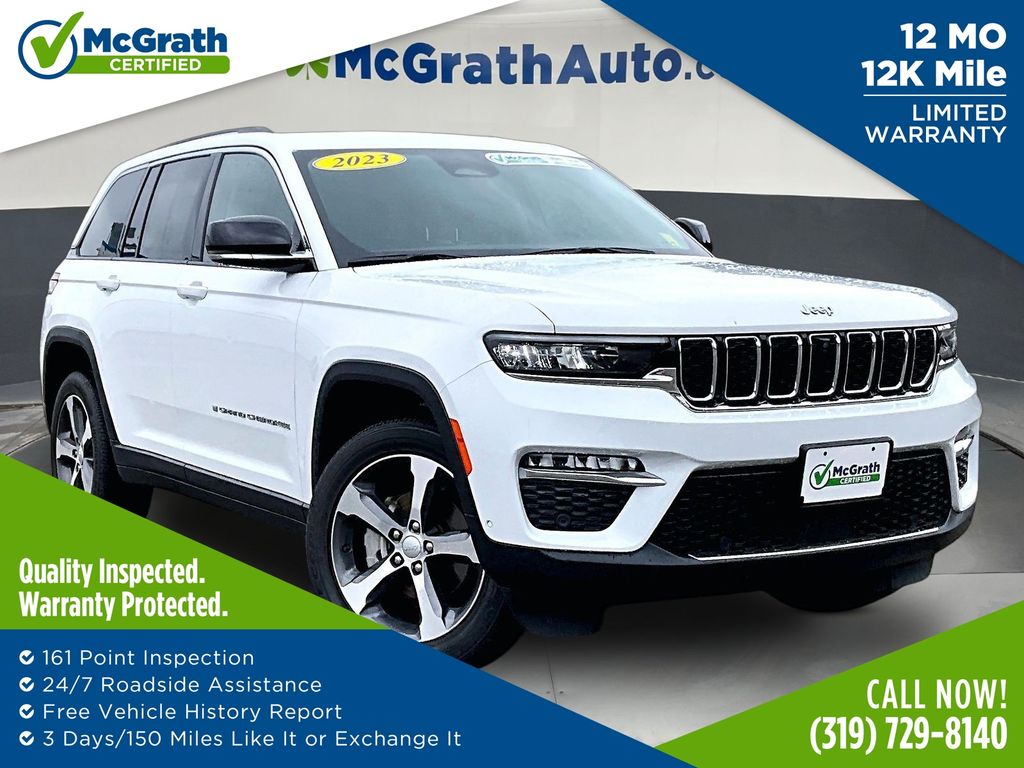 Bright White Clearcoat 2023 Jeep Grand Cherokee SUV / Crossover Four-Wheel Drive 8-Speed Automatic