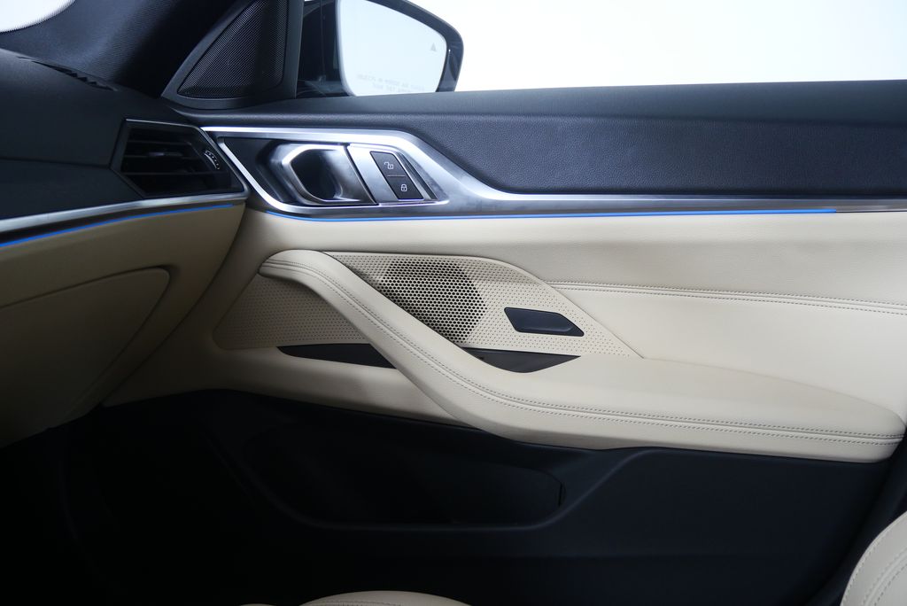 Thumbnail: 2024 BMW i4 - 27