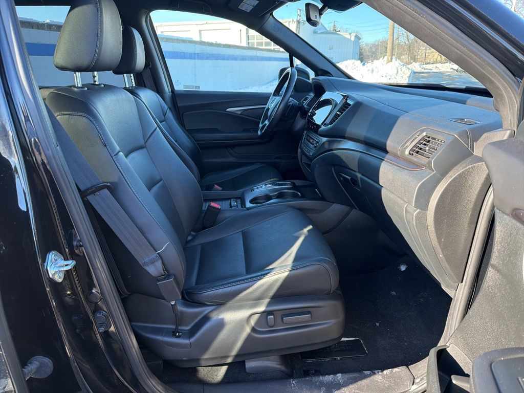 Thumbnail: 2023 Honda Passport - 26