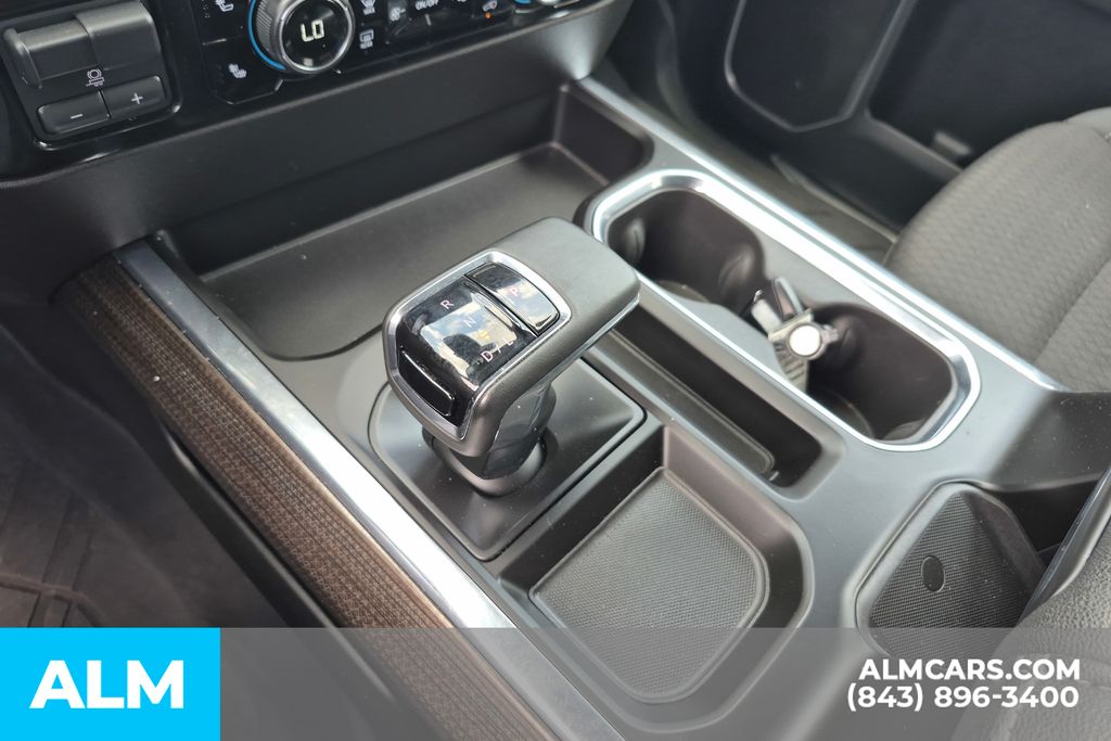Used 2024 Summit White Chevrolet RST image 29